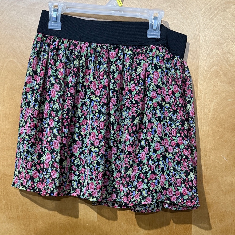 Forever 21 Black and Pink Floral Mini Skirt